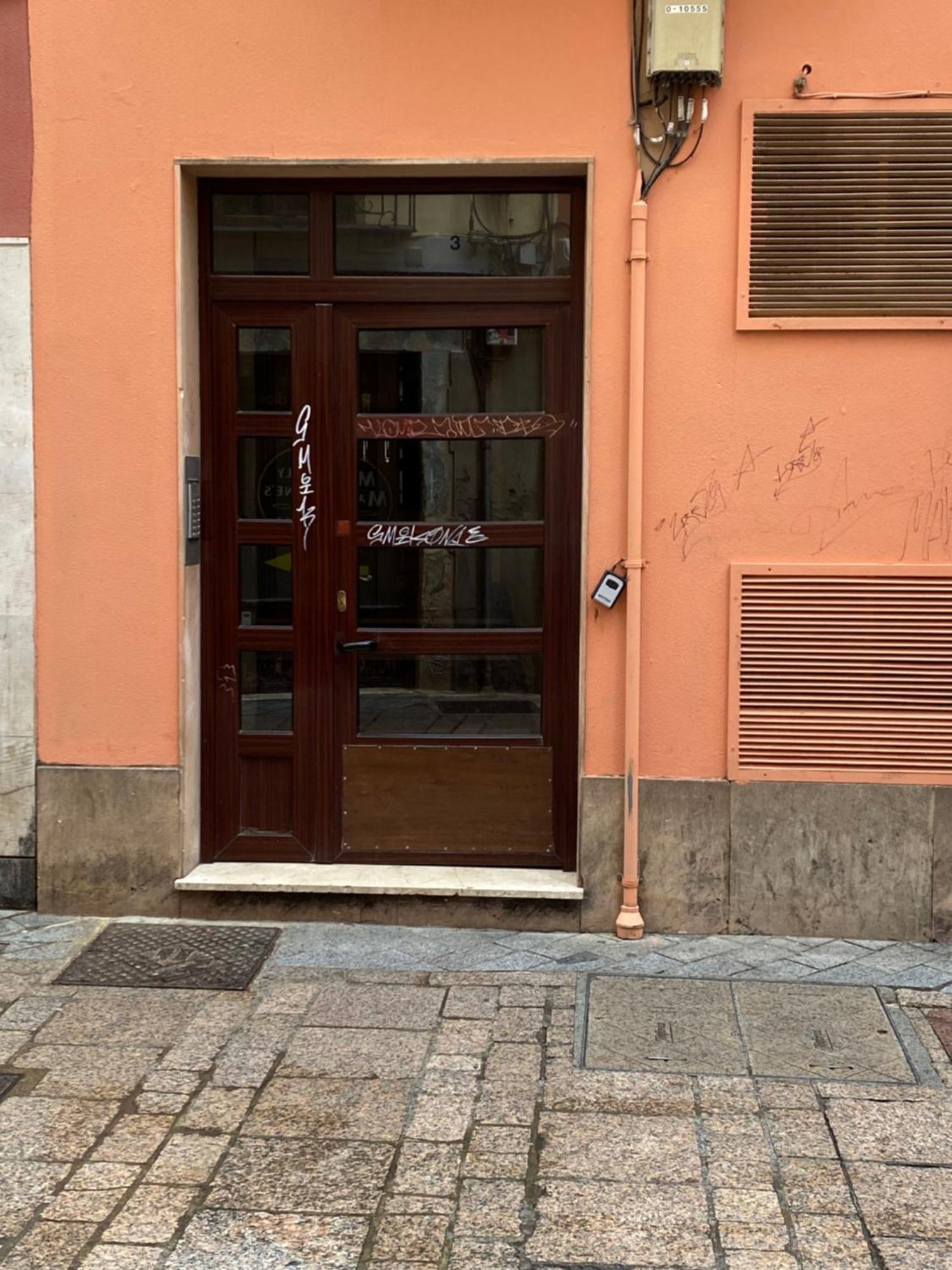 Viva León Leão Exterior foto